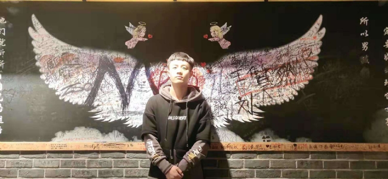 水彩画师的第一张照片--南宁相亲服务中心