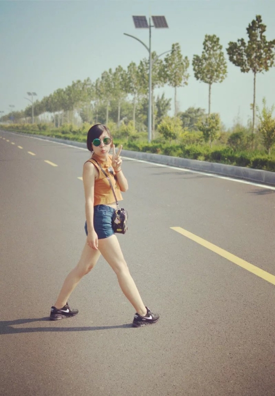 尤尤的第一张照片--南宁相亲服务中心