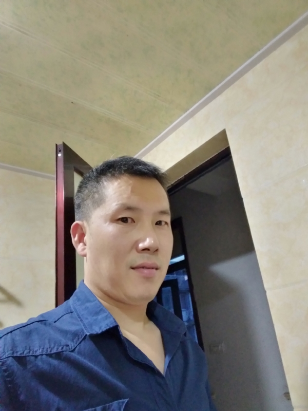 余生搀扶走的第一张照片--南宁相亲服务中心