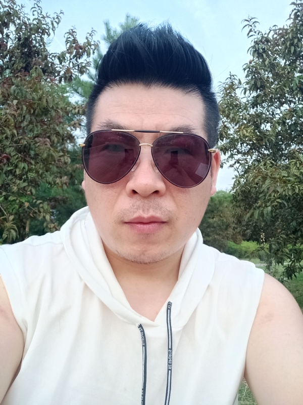 等风来的第二张照片--南宁相亲服务中心