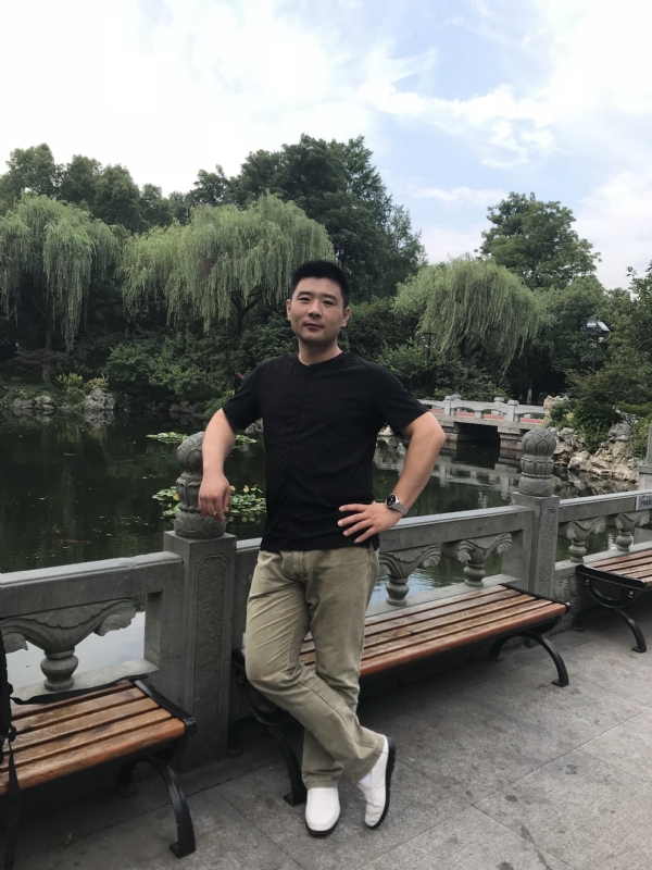 未来可期的第一张照片--南宁相亲服务中心