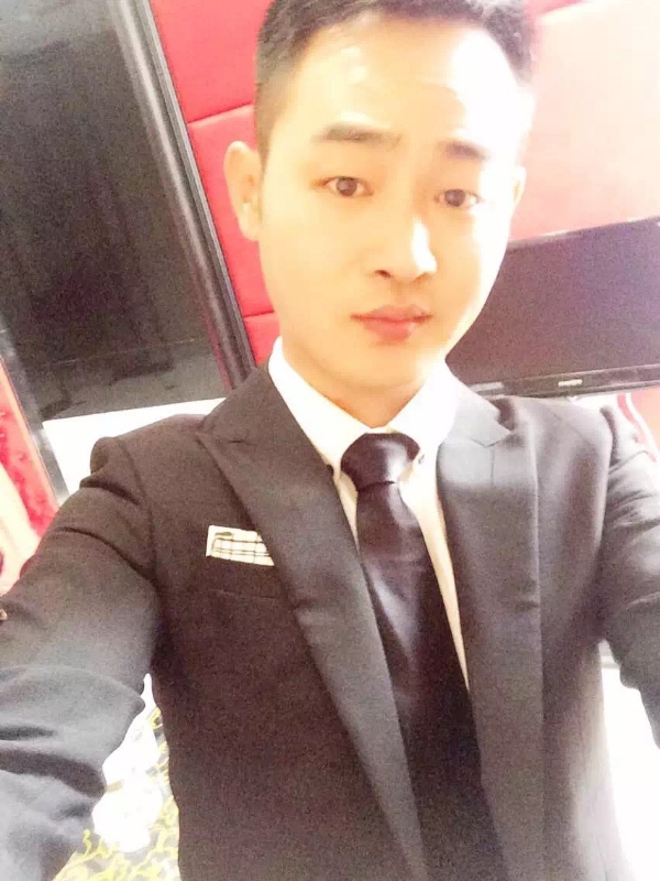 富强的第一张照片--南宁相亲服务中心