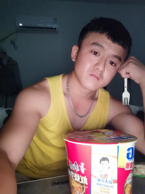 飞飞的第三张照片--南宁相亲服务中心