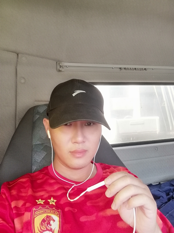 B大叔的第二张照片--南宁相亲服务中心