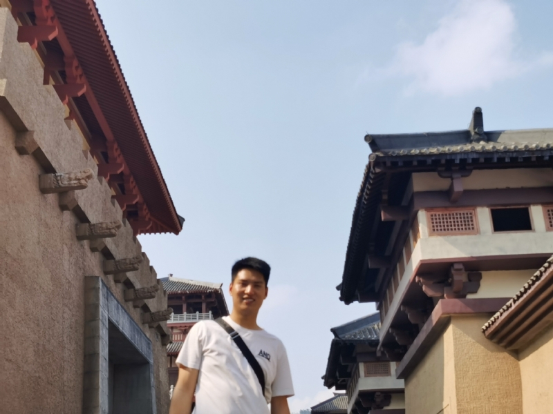 咸鱼不闲的第二张照片--南宁相亲服务中心