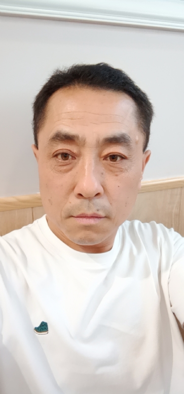 大漠孤烟的第一张照片--南宁相亲服务中心