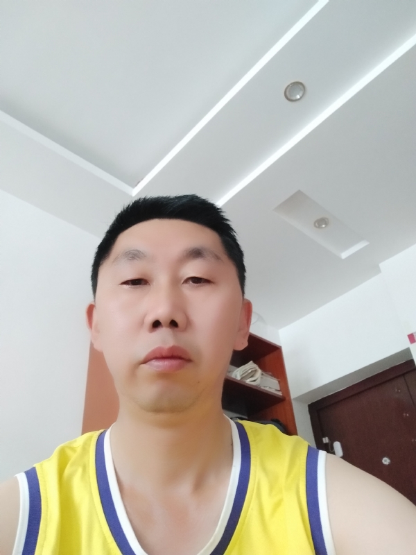 写尽半生纸上酸的第一张照片--南宁相亲服务中心