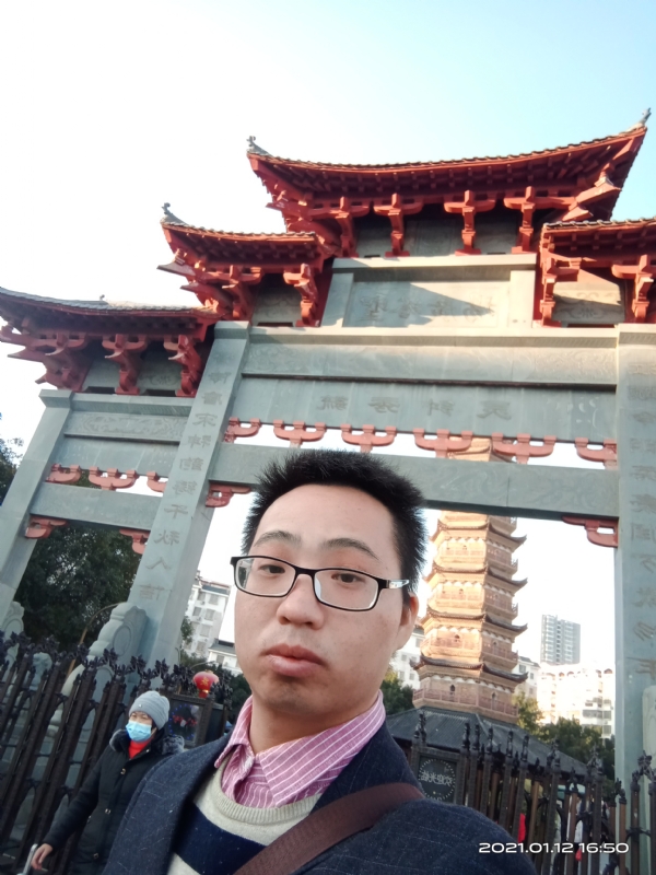 碧血丹心的第一张照片--南宁相亲服务中心