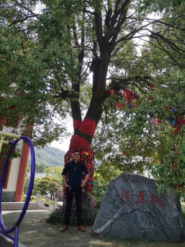 霸气的第一张照片--南宁相亲服务中心