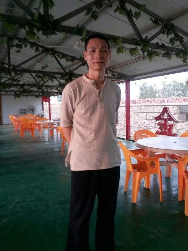 周哥的第三张照片--南宁相亲服务中心