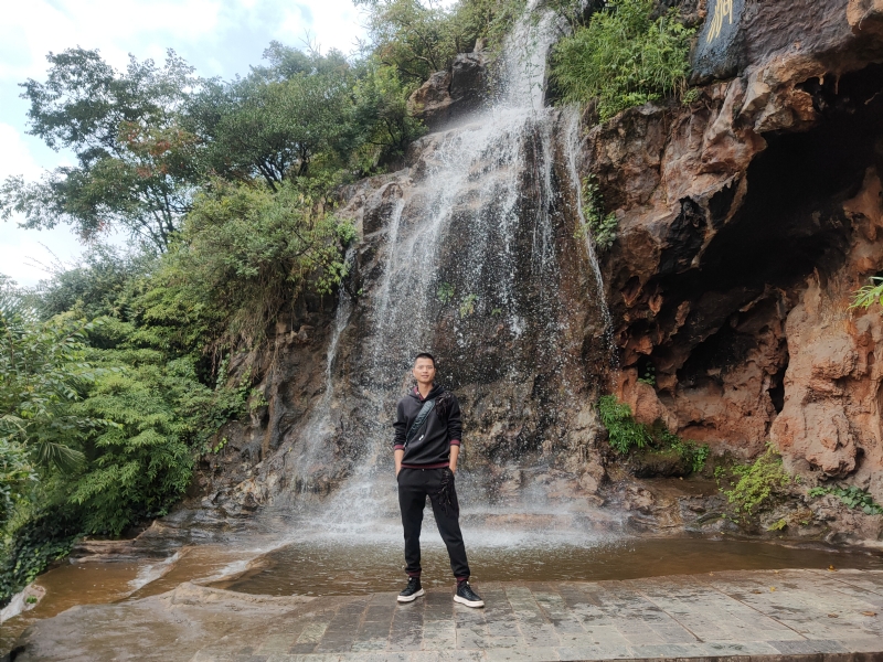 缘的第一张照片--南宁相亲服务中心