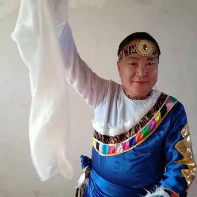 走在冷风中的第一张照片--南宁相亲服务中心