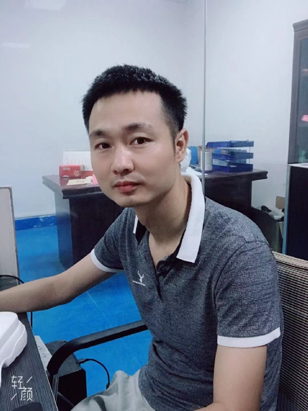 不忘初心的第一张照片--南宁相亲服务中心