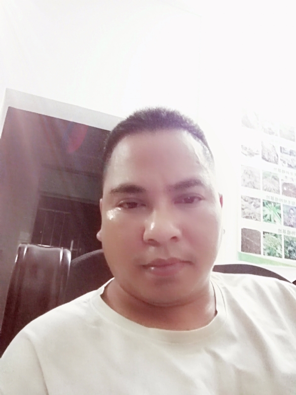 小叔也有爱的第一张照片--南宁相亲服务中心