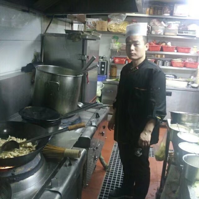 珍惜才配拥有的第一张照片--南宁相亲服务中心