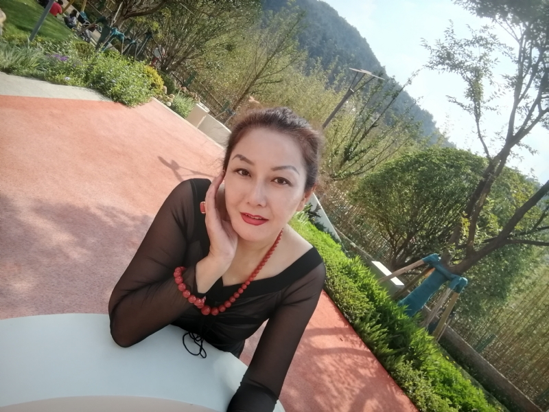 珠砂痣的第二张照片--南宁相亲服务中心