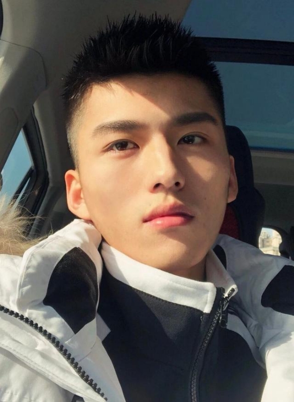 飞翔的第一张照片--南宁相亲服务中心