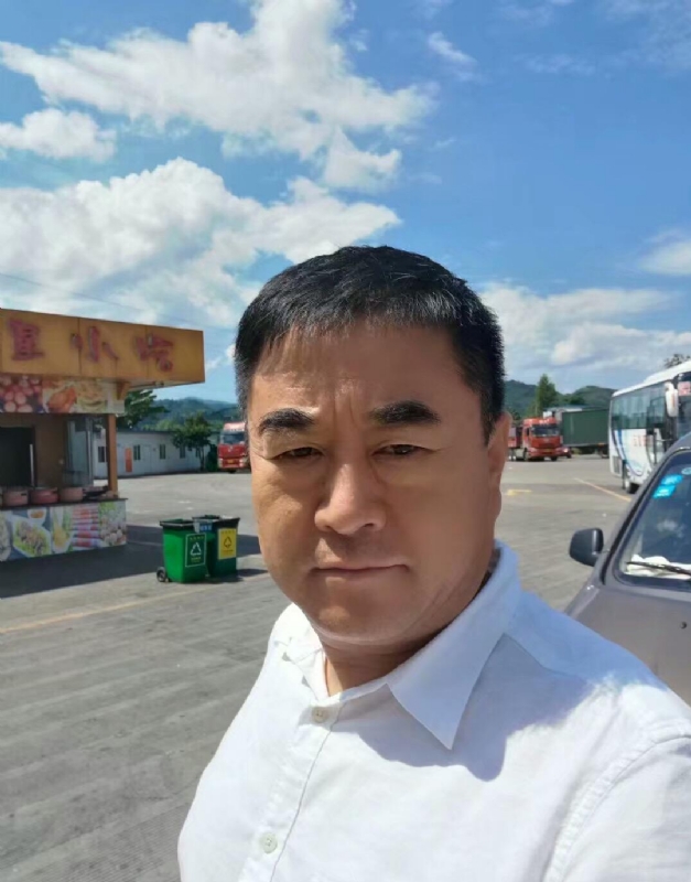 从此不再孤独的第一张照片--南宁相亲服务中心