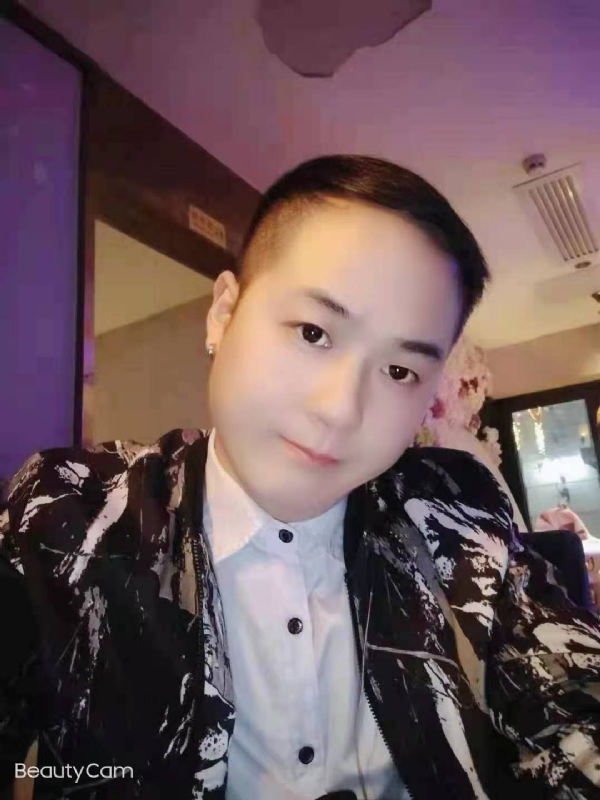 放弃一切，从头再来的第一张照片--南宁相亲服务中心