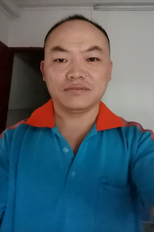 与子携老的第八张照片--南宁相亲服务中心