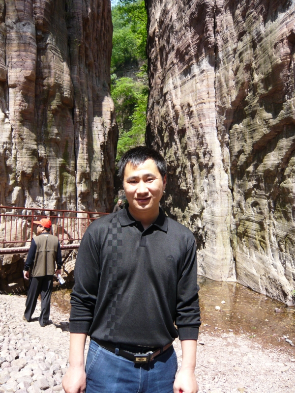 阳光幸福快乐的第三张照片--南宁相亲服务中心