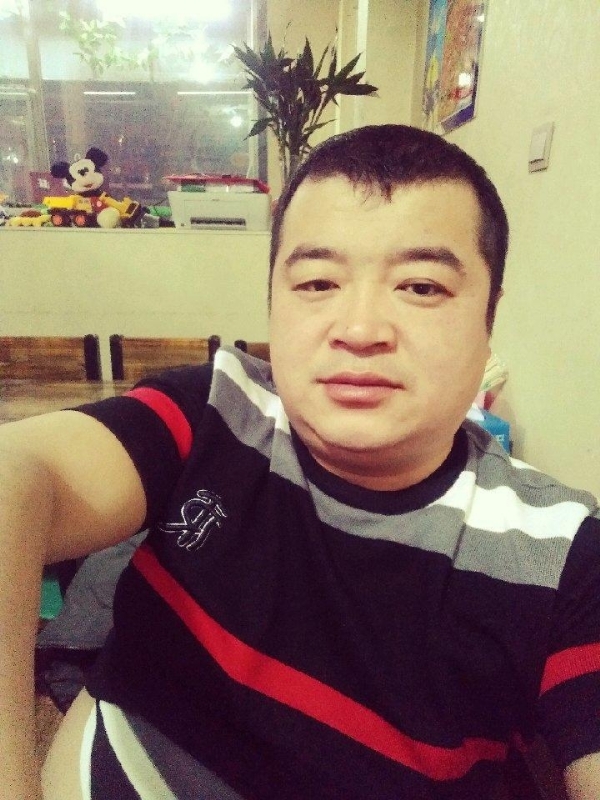 老实人的第一张照片--南宁相亲服务中心