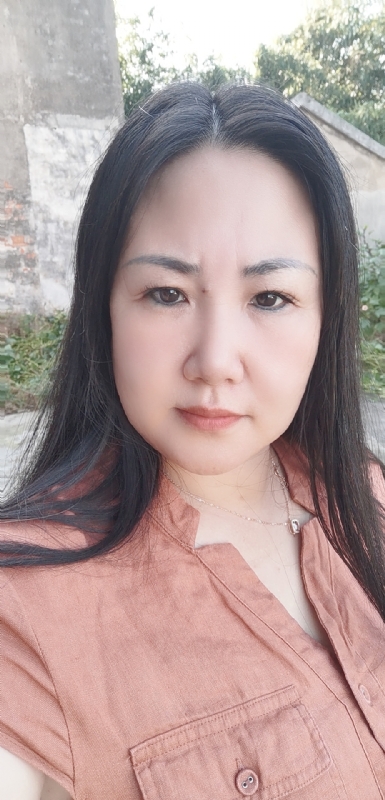 乖乖一女的第二张照片--南宁相亲服务中心