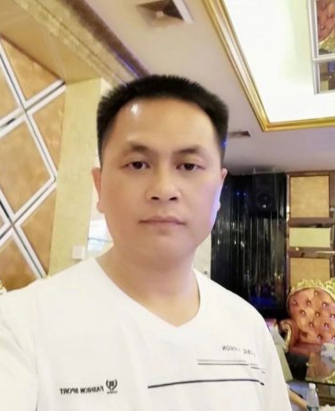 小梁的第一张照片--南宁相亲服务中心