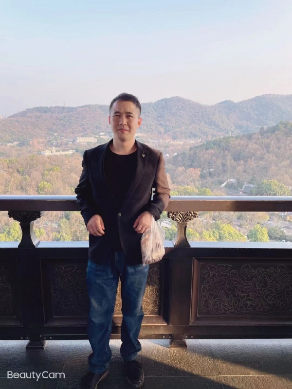 周周的第一张照片--南宁相亲服务中心