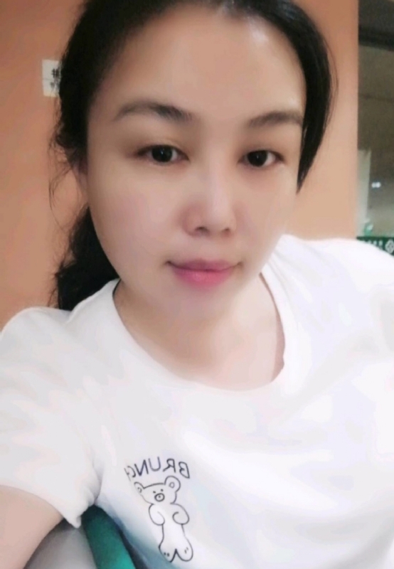 淡淡的云的第三张照片--南宁相亲服务中心