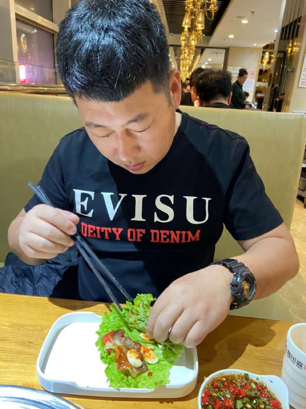 砒霜的第一张照片--南宁相亲服务中心