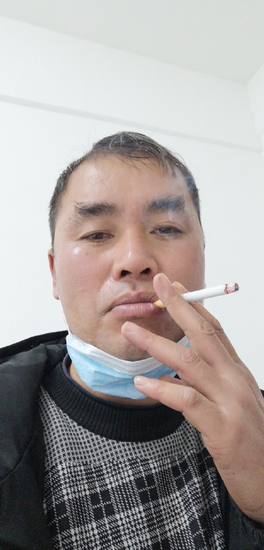 龙心的第一张照片--南宁相亲服务中心