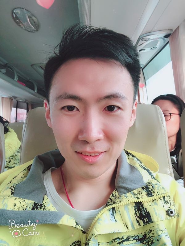 郭白白的第二张照片--南宁相亲服务中心