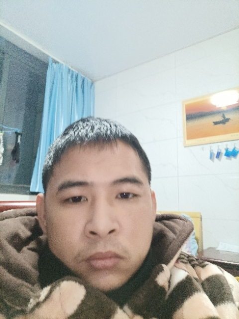 寂寞的第二张照片--南宁相亲服务中心