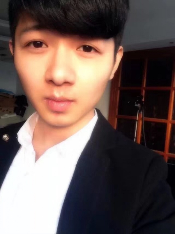 萨拉嘿呦的第一张照片--南宁相亲服务中心