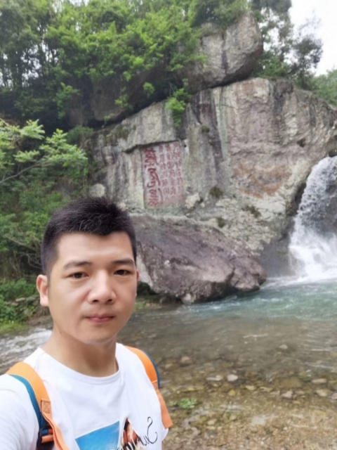 愿得一人心的第一张照片--南宁相亲服务中心