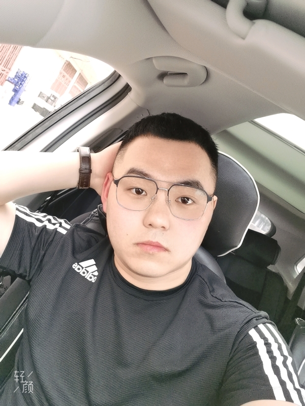 海阔天空的第一张照片--南宁相亲服务中心