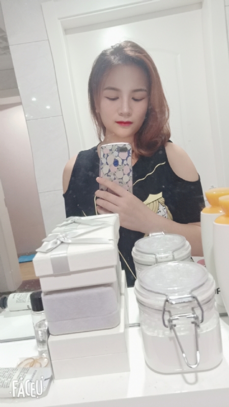 刘莲酥的第四张照片--南宁相亲服务中心