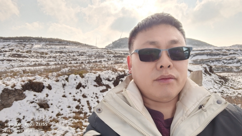 碧波绿叶的第一张照片--南宁相亲服务中心