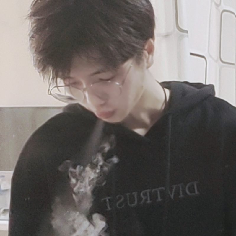 97白羊哦的第一张照片--南宁相亲服务中心