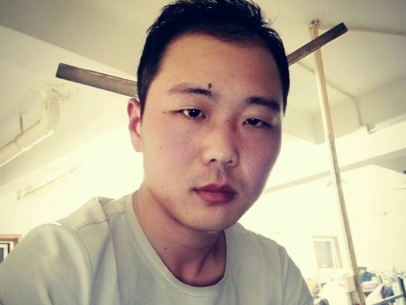 听听那冷雨的第一张照片--南宁相亲服务中心