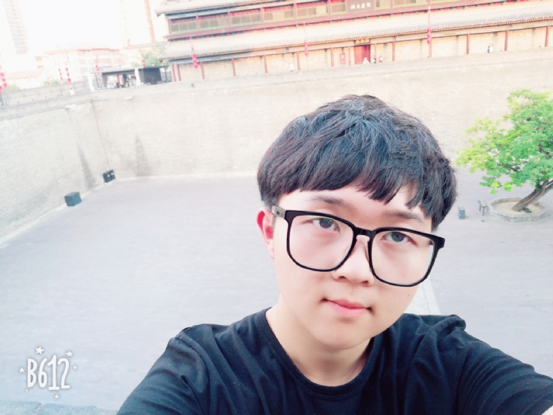 白夜行中人的第三张照片--南宁相亲服务中心