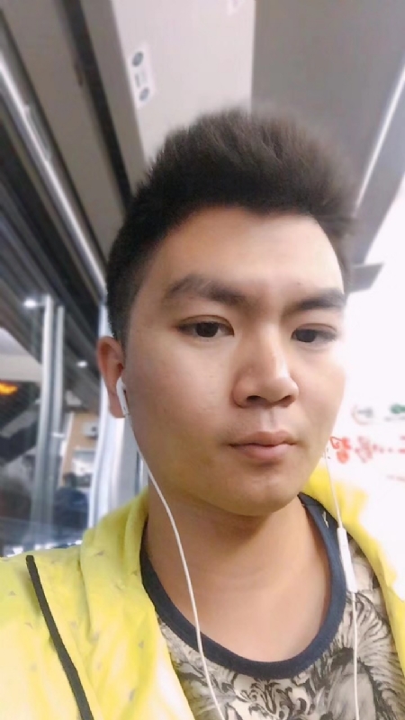 瑞泽的第一张照片--南宁相亲服务中心