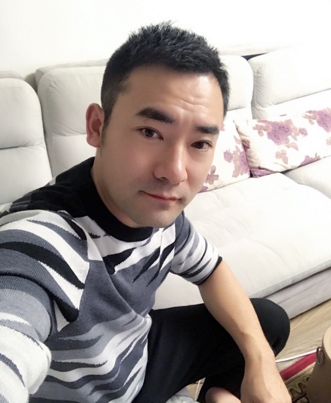 随风的第一张照片--南宁相亲服务中心