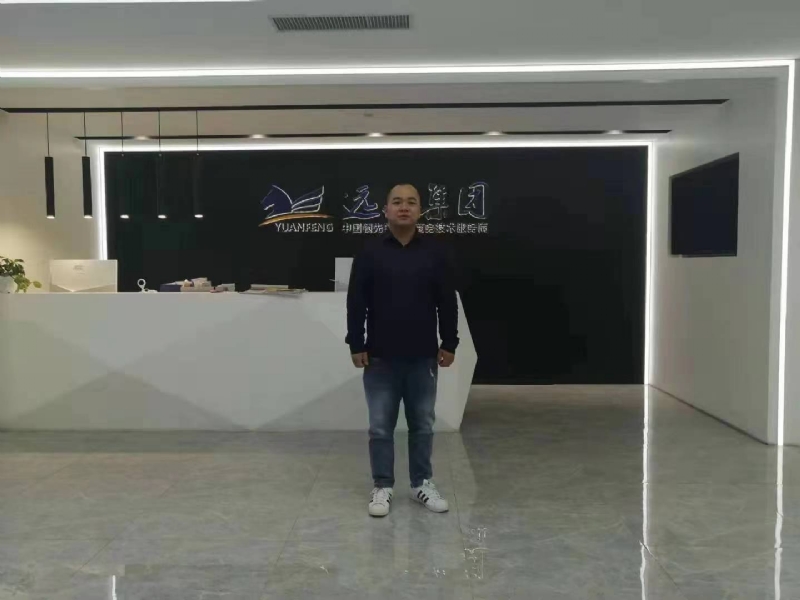 远去的雄鹰的第一张照片--南宁相亲服务中心