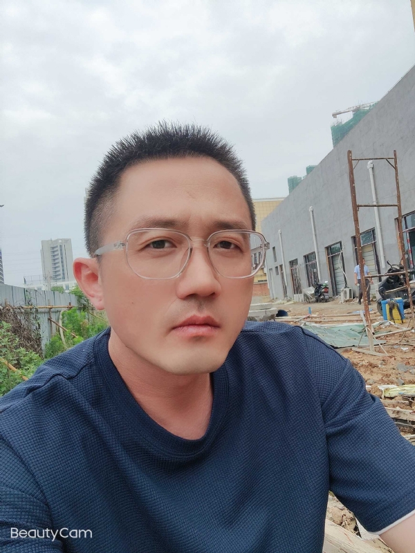 清风烈酒的第二张照片--南宁相亲服务中心