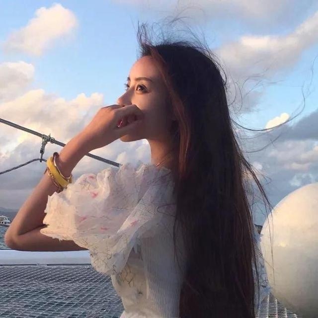 花想要的第一张照片--南宁相亲服务中心