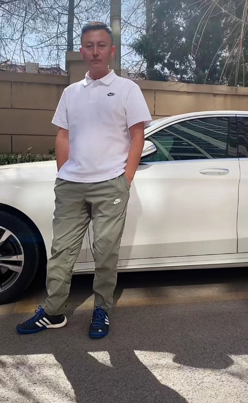 撕心裂肺的第一张照片--南宁相亲服务中心