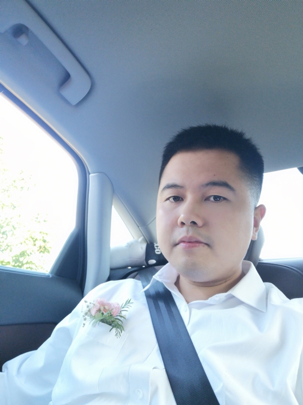 小阿郎的第一张照片--南宁相亲服务中心