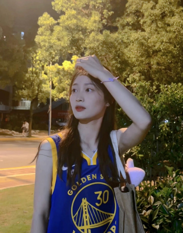 小趴菜的第三张照片--南宁相亲服务中心